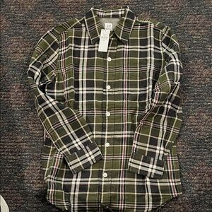 GAP Kids Green and Black Plaid Button Down Shirt (size 8)